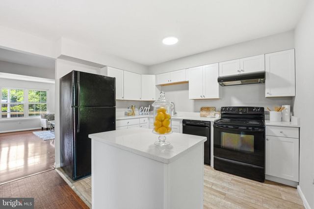 14128 MORRISON CT, Woodbridge, VA 22193
