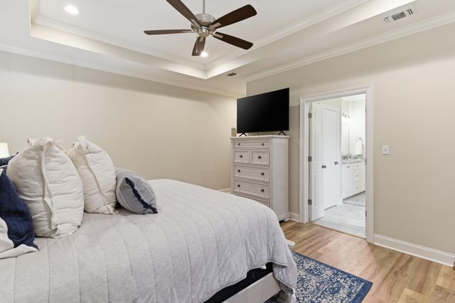 20 Barkis Dr., Hattiesburg, MS 39402