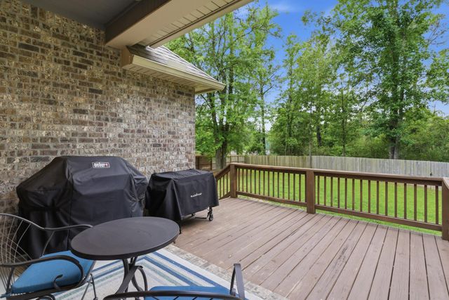 20 Barkis Dr., Hattiesburg, MS 39402