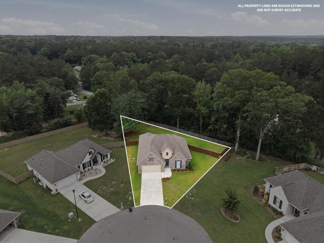 20 Barkis Dr., Hattiesburg, MS 39402