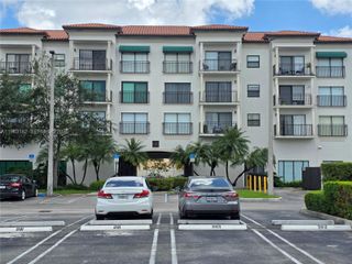 650 Palm Ave 2-B6, Hialeah, FL 33010