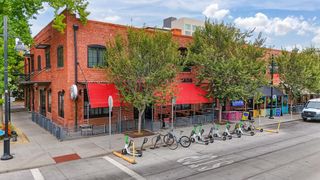 1725 14th St #208, Sacramento, CA 95811
