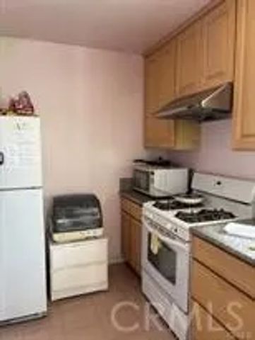 909 S Almansor South, Alhambra, CA 91801