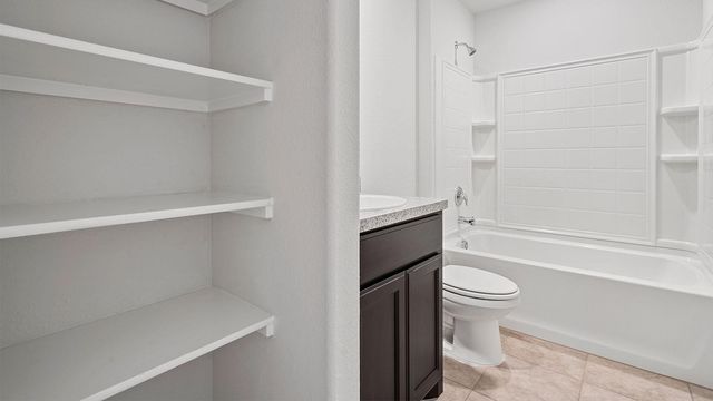 333 Beekeeper Drive, Fort Worth, TX 76131
