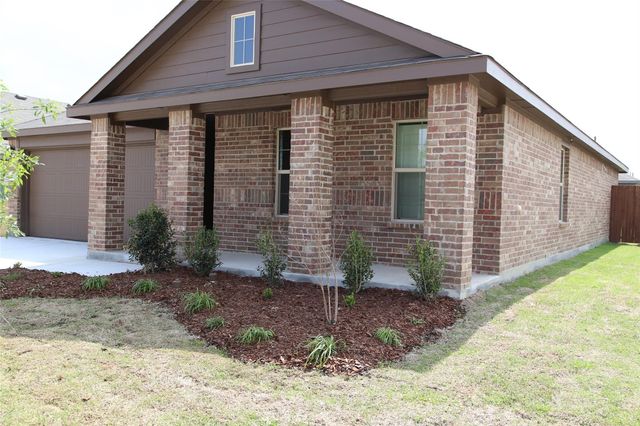 333 Beekeeper Drive, Fort Worth, TX 76131