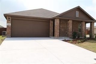 333 Beekeeper Drive, Fort Worth, TX 76131