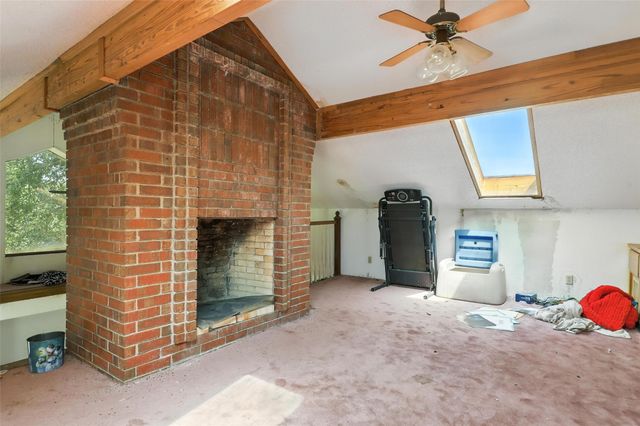 1820 Houston Road, Burleson, TX 76028