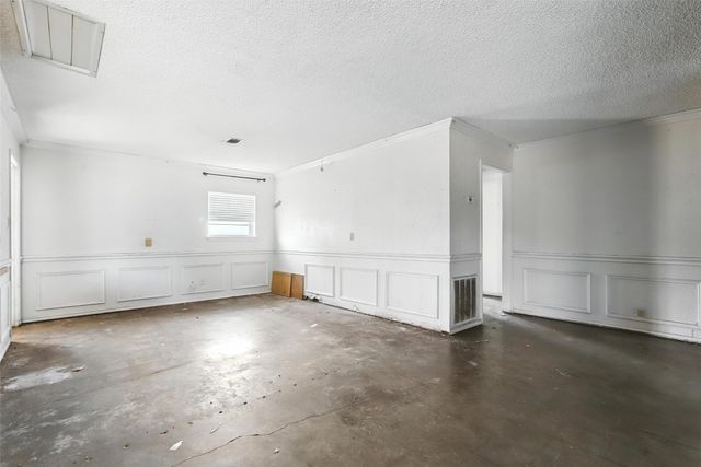 1820 Houston Road, Burleson, TX 76028