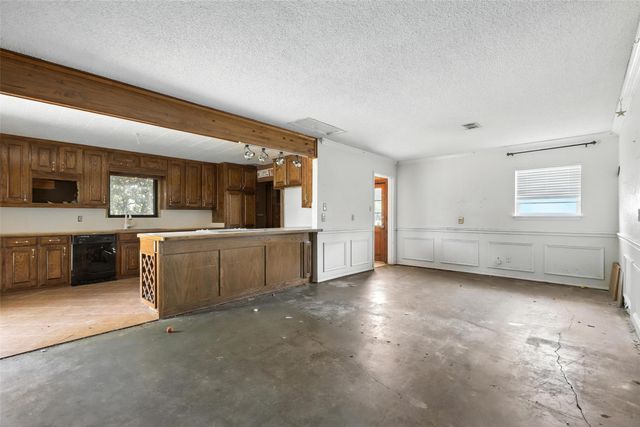 1820 Houston Road, Burleson, TX 76028