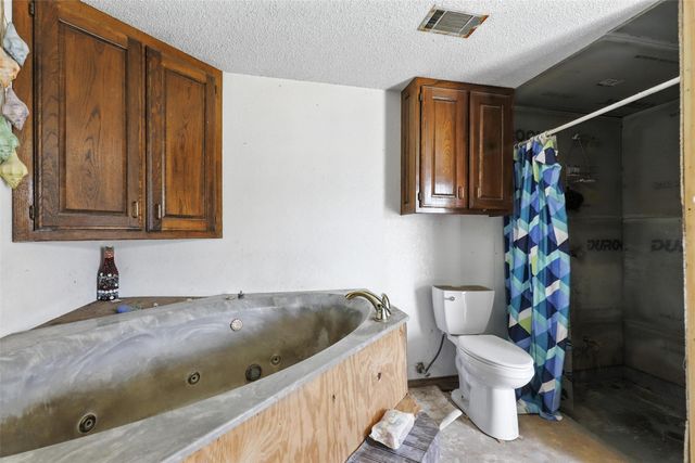 1820 Houston Road, Burleson, TX 76028