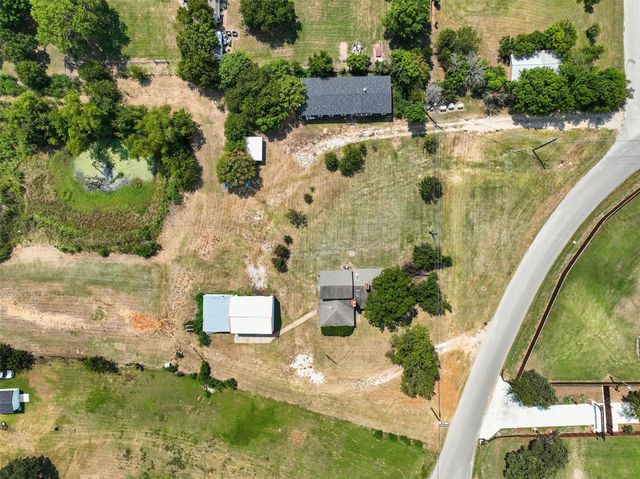 1820 Houston Road, Burleson, TX 76028