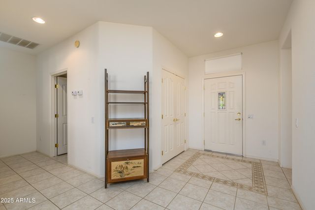 17371 N Natura Trail, Surprise, AZ 85374