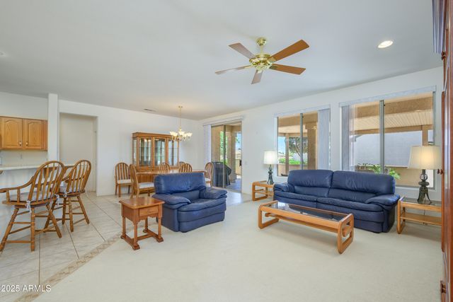 17371 N Natura Trail, Surprise, AZ 85374