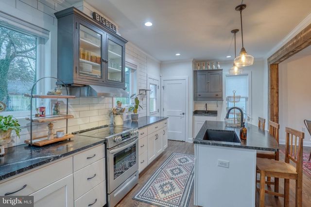 429 S WALNUT ST, Milford, DE 19963