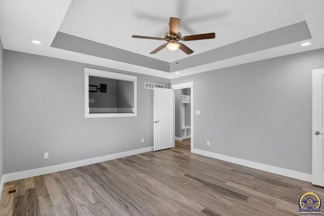 3321 SE 23rd ST, Topeka, KS 66605