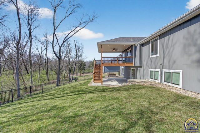 3321 SE 23rd ST, Topeka, KS 66605