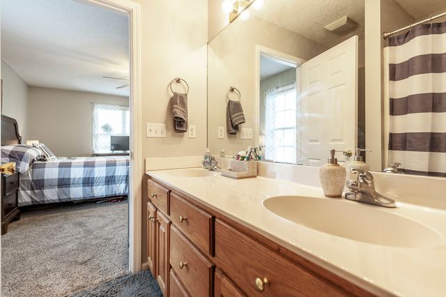 1083 Pinnacle Way, Castalian Springs, TN 37031