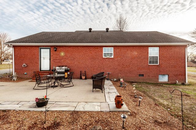 1083 Pinnacle Way, Castalian Springs, TN 37031