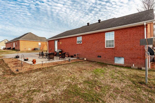 1083 Pinnacle Way, Castalian Springs, TN 37031
