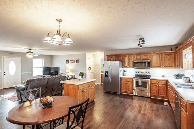 1083 Pinnacle Way, Castalian Springs, TN 37031