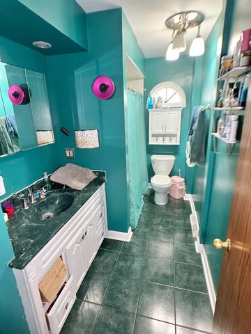 2918 100th Street, Highland, IN 46322