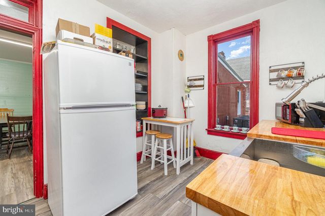 6 S MAIN ST, Mont Alto, PA 17237