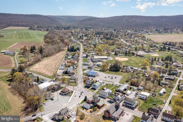 6 S MAIN ST, Mont Alto, PA 17237