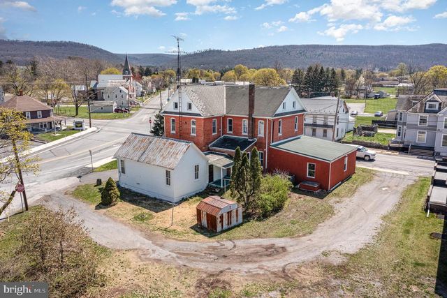 6 S MAIN ST, Mont Alto, PA 17237