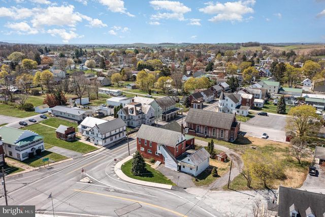 6 S MAIN ST, Mont Alto, PA 17237