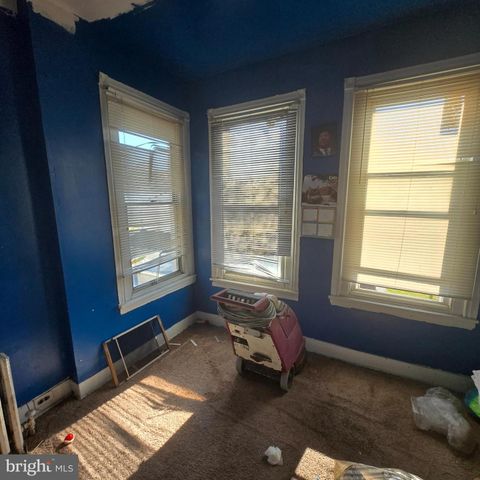 3338 W SERGEANT ST, Philadelphia, PA 19132