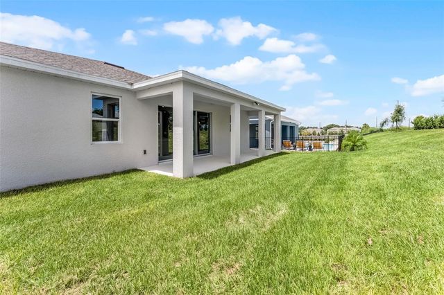 558 EMERALD GROVE DRIVE, Apopka, FL 32703