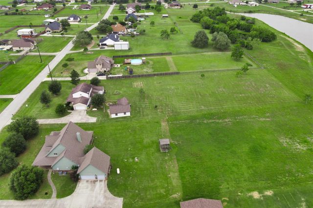 3026 Dees Circle, Sealy, TX 77474