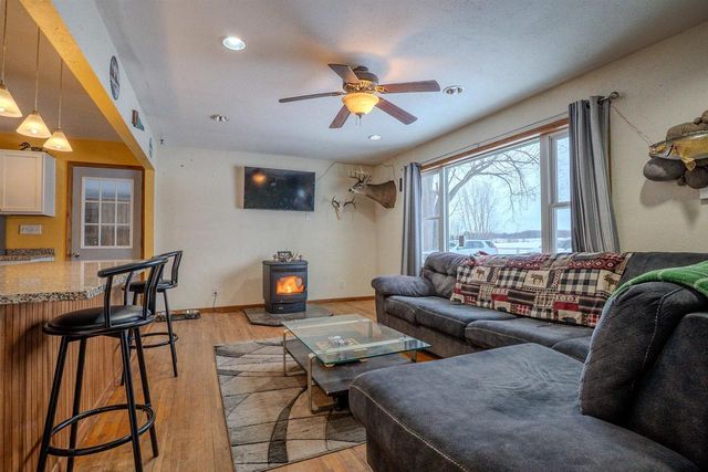 1307 ELO ROAD, Pickett, WI 54964