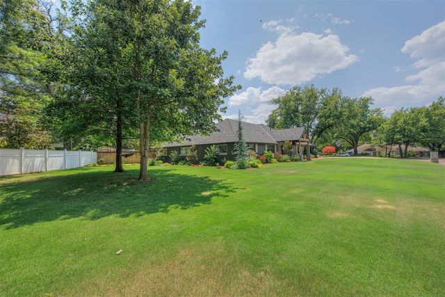 2503 Walnut Road, Norman, OK 73072