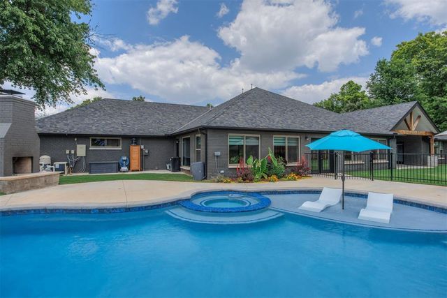 2503 Walnut Road, Norman, OK 73072