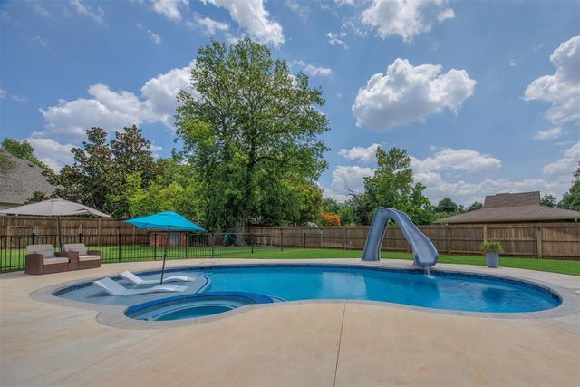 2503 Walnut Road, Norman, OK 73072