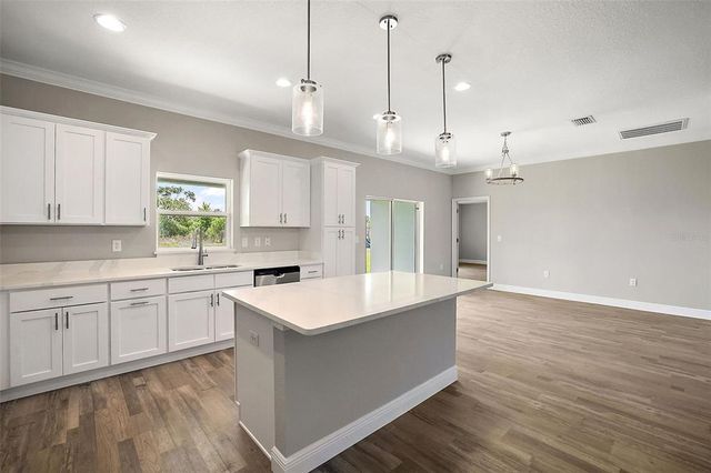 8725 SW 136TH TERRACE, Dunnellon, FL 34432