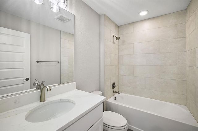 8725 SW 136TH TERRACE, Dunnellon, FL 34432