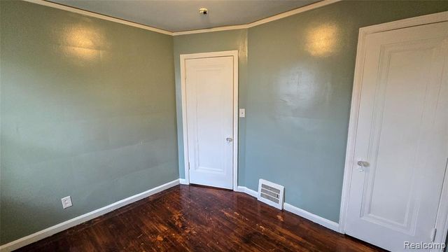 15456 Saratoga Street, Detroit, MI 48205