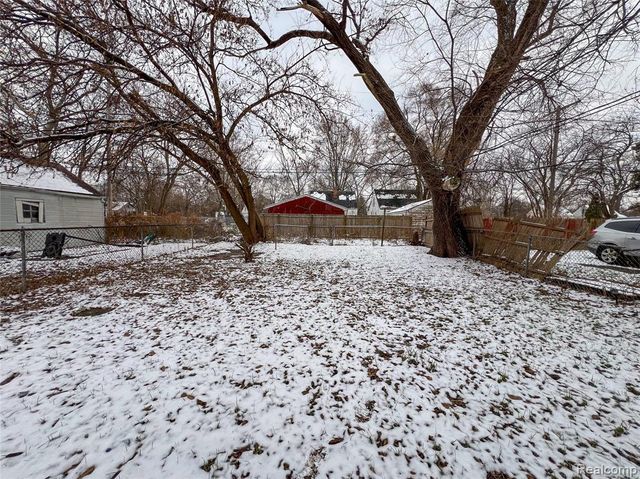 15456 Saratoga Street, Detroit, MI 48205