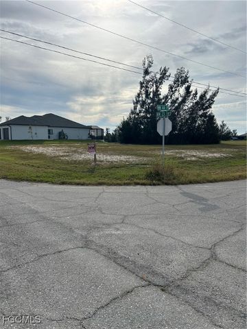 2319 NW 44th PL, Cape Coral, FL 33993