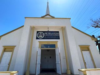 1202 E Plymouth Street, Long Beach, CA 90805