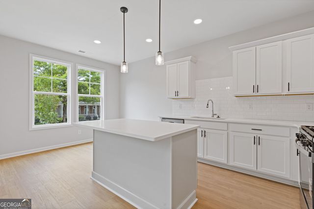 379 Summerville Lane 12, Athens, GA 30606