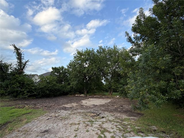 808 N Goliad Street, Rockwall, TX 75087