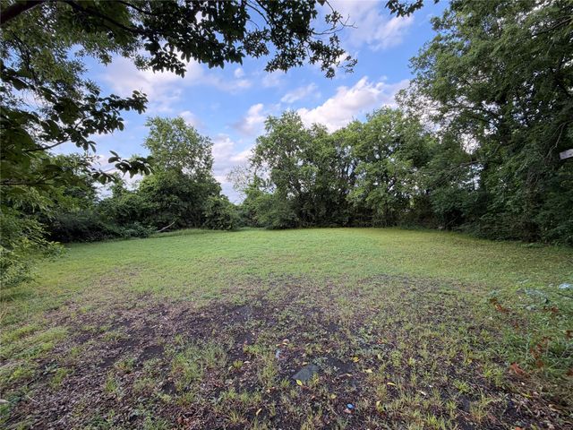 808 N Goliad Street, Rockwall, TX 75087