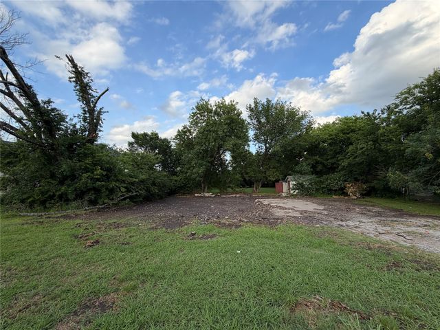 808 N Goliad Street, Rockwall, TX 75087