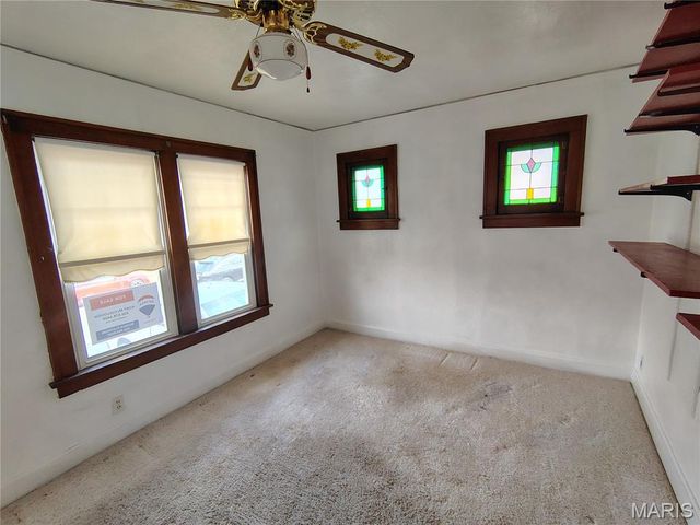 6906 Leedale Drive, Velda Village, MO 63121