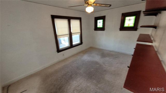 6906 Leedale Drive, Velda Village, MO 63121