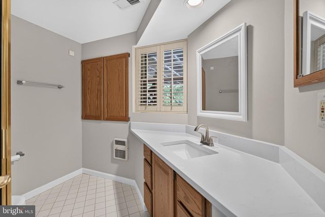 7922 JOURNEY LN, Springfield, VA 22153