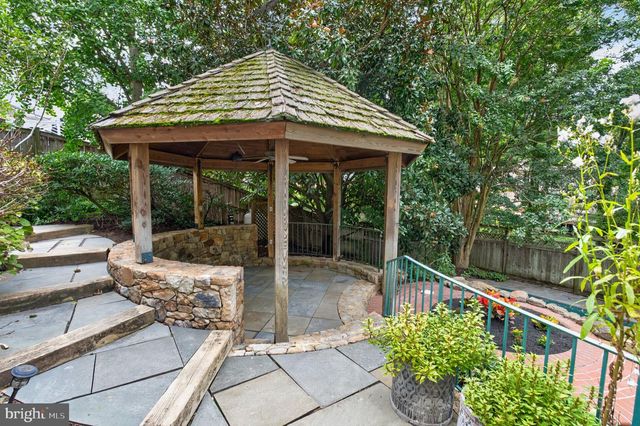 7922 JOURNEY LN, Springfield, VA 22153